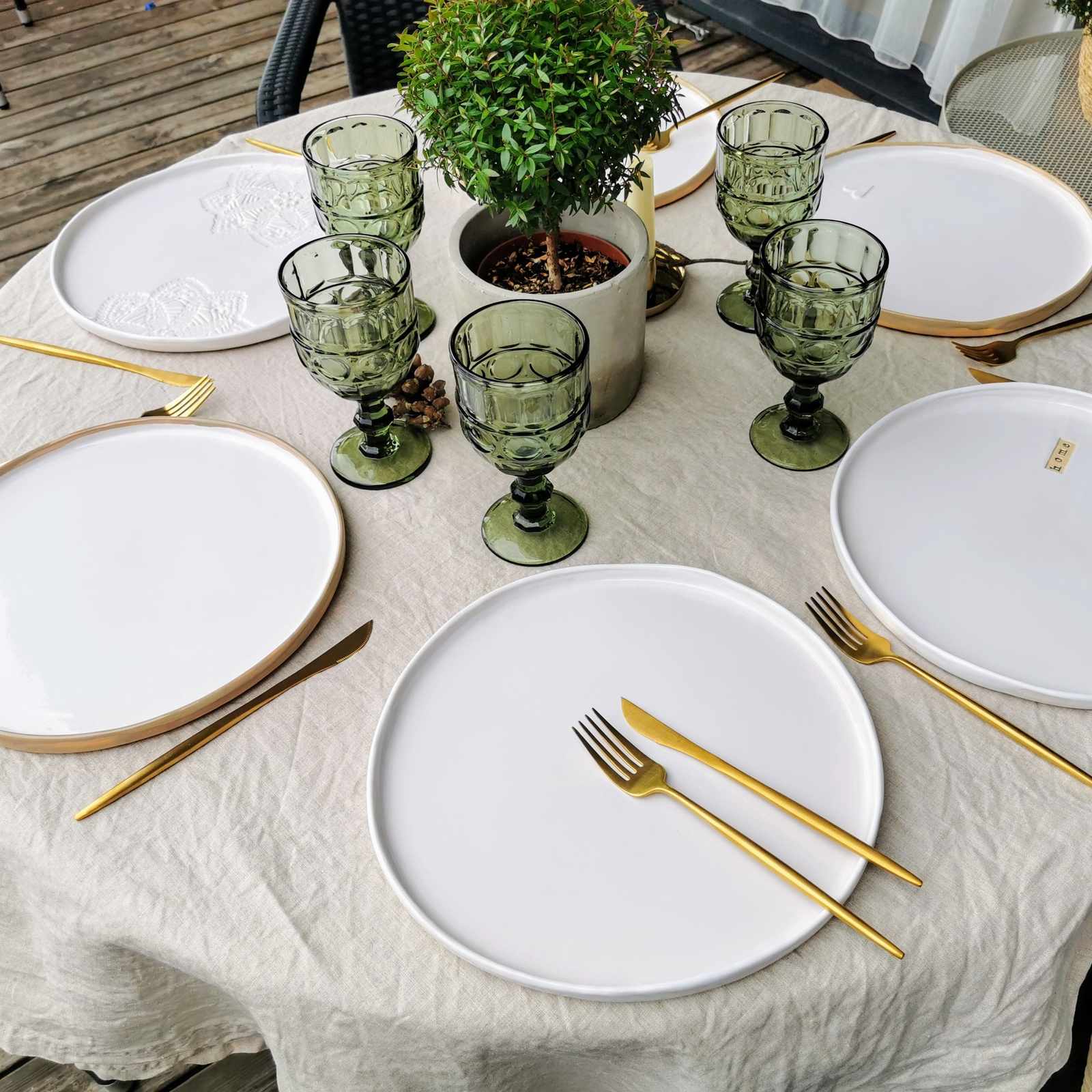 10_Lėkštė su įspaudu- 4-1600 LOOKnė ceramics
