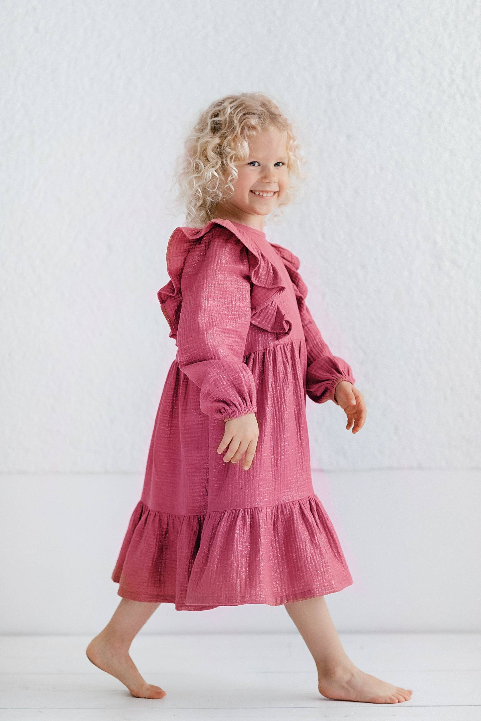 1_SVENTINE_SUKNELE_MERGAITEI_2-1680 Otilé clothing