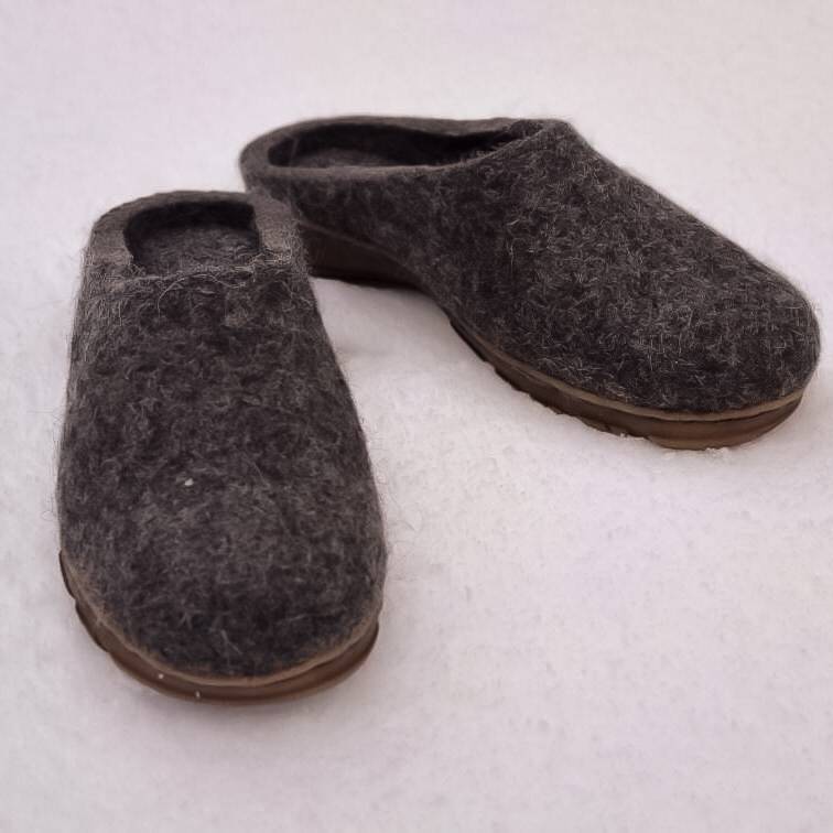 Huna-104-beige-wool-shoes-3-756 Woolenclogs