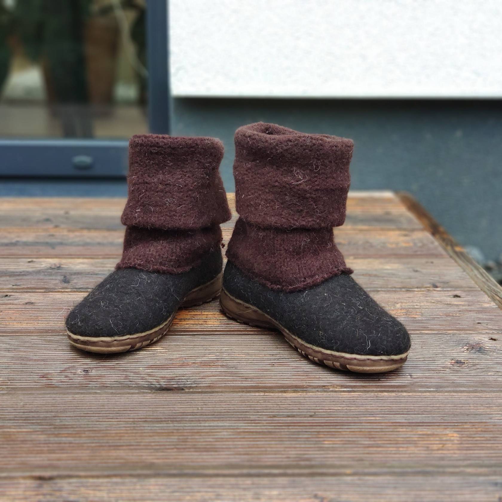 Neffi-104-beige-wool-boots-dark-brown-2-1680 Woolenclogs