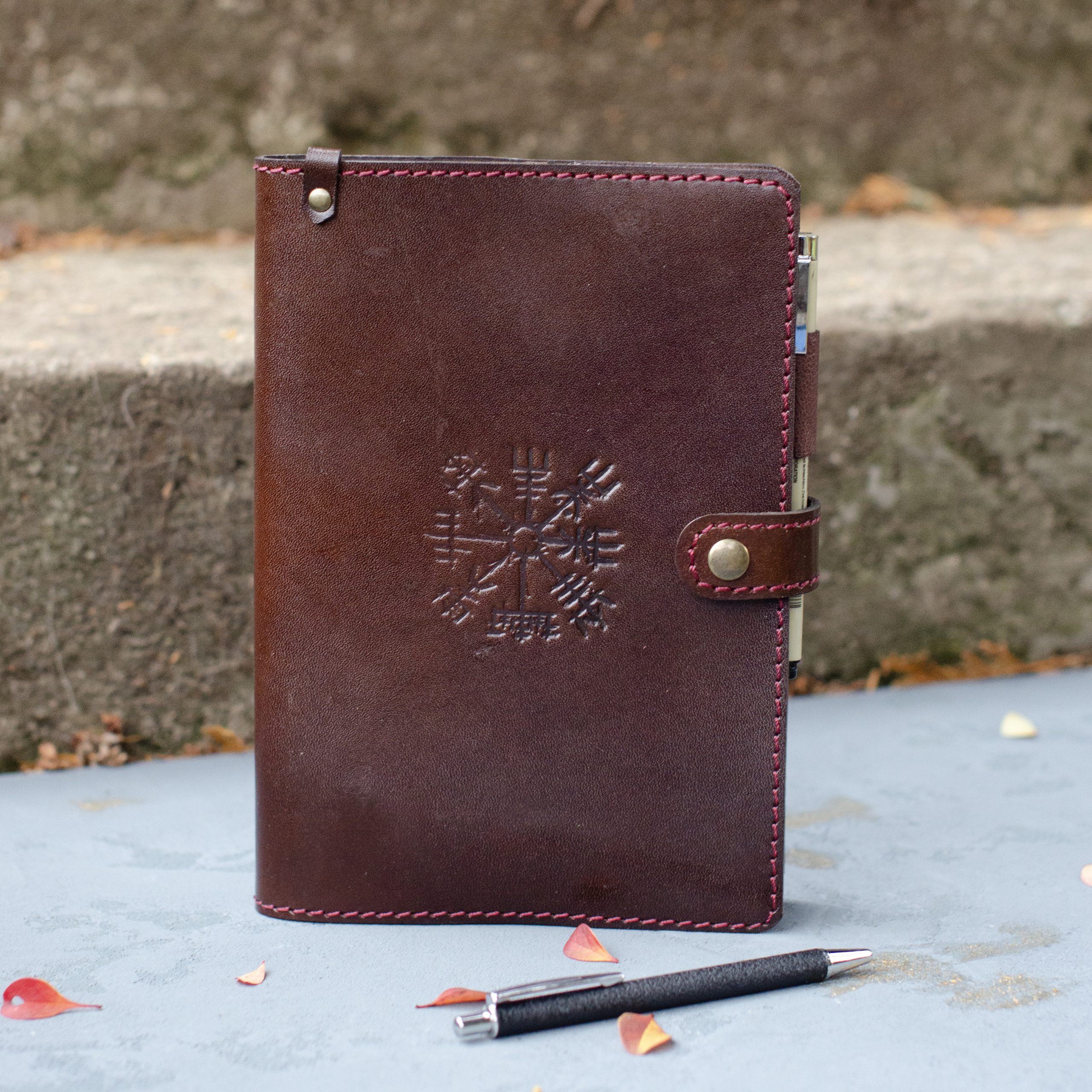 1_Vegvisir_A5_4