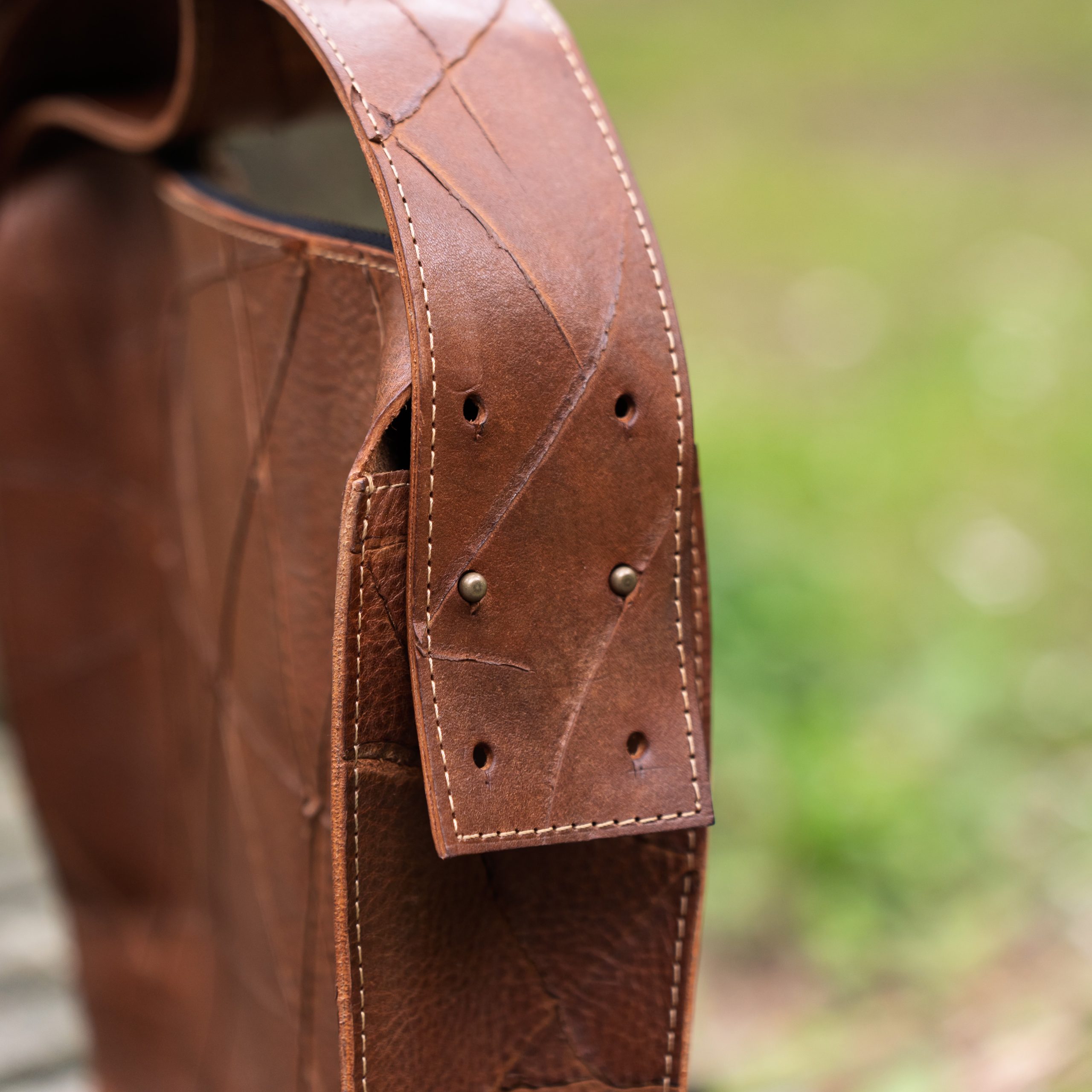 5_ShineInRain_Raižytos_odos_Crossbody_rankinė_2
